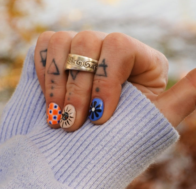 Whispering Vine (Size 6)