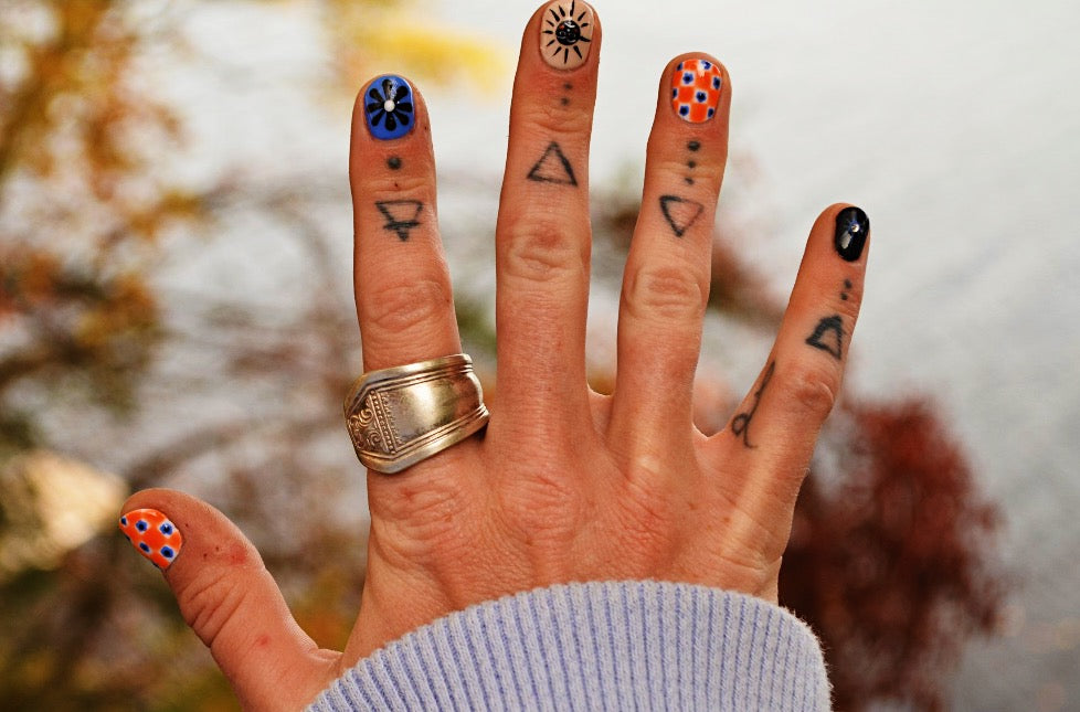 Echo of Elegance (Size 11.5)