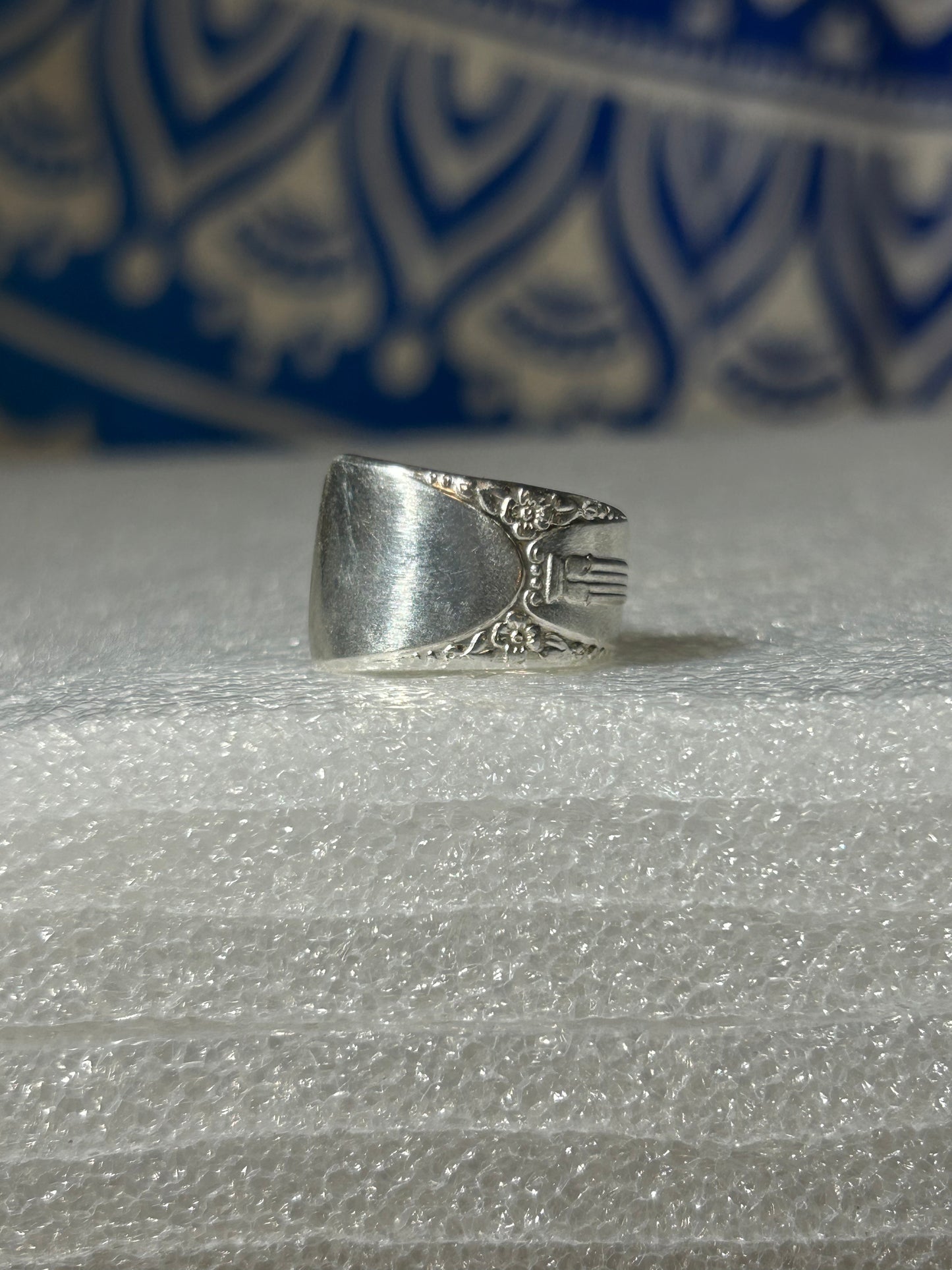 Ring On Her Finger, Time On Her Hands